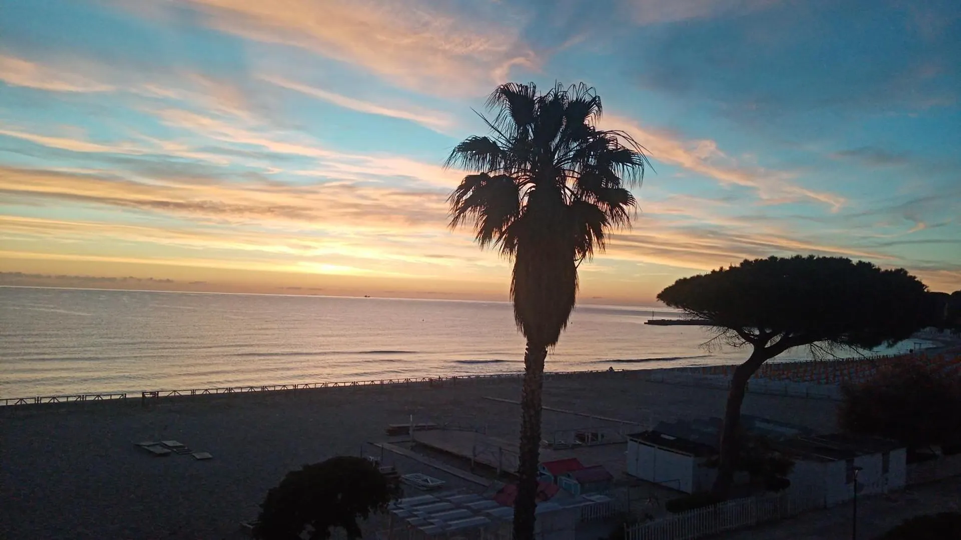 Rocca Mondello Rooms, Beach And Sea Palermo Privat bolig
